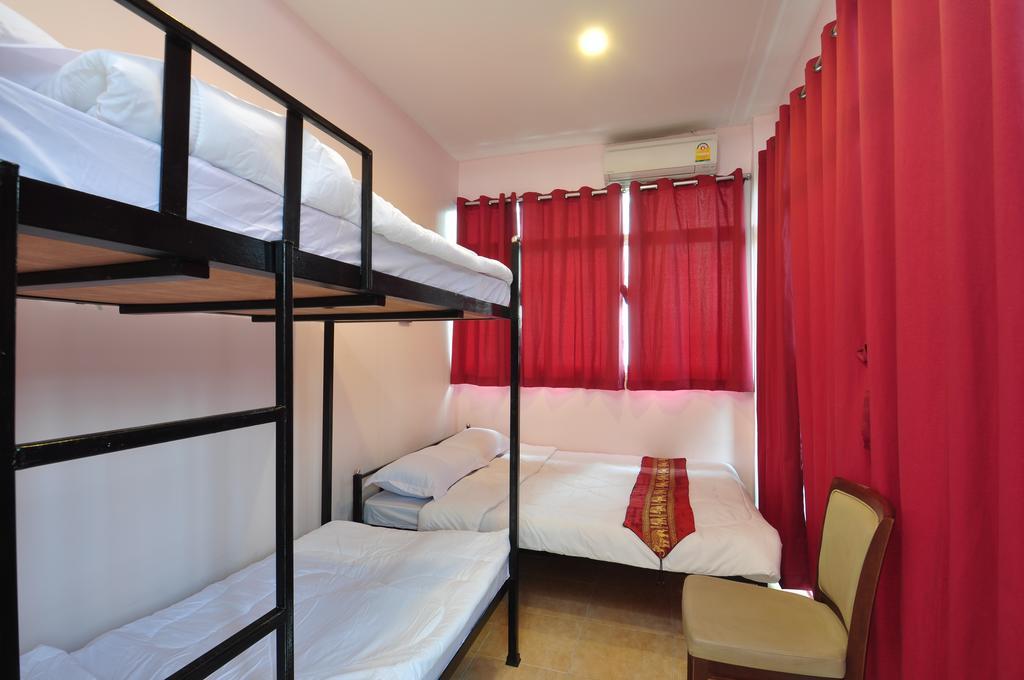 Orchid Hostel Бангкок Экстерьер фото